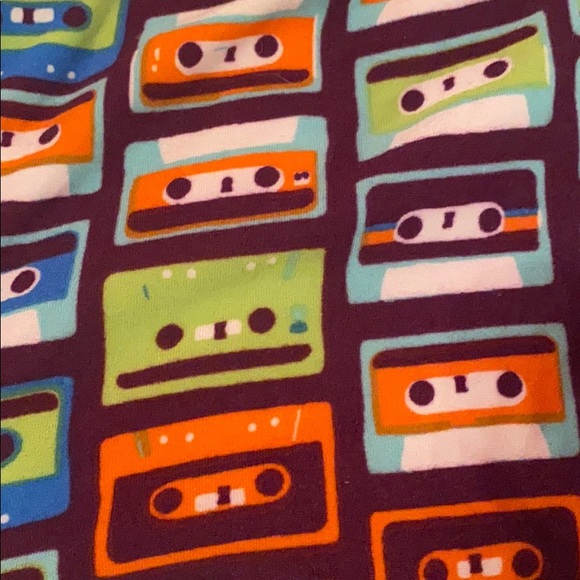 LuLaRoe Leggings - 80s - Picture 2 of 3